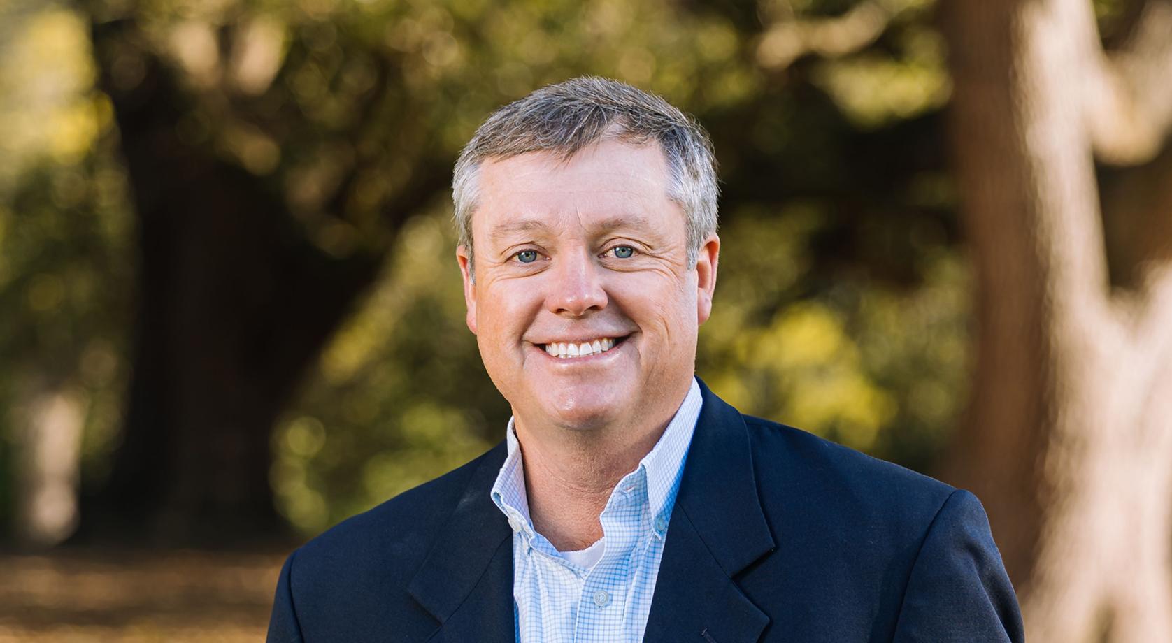 Headshot of Brin Hubbard